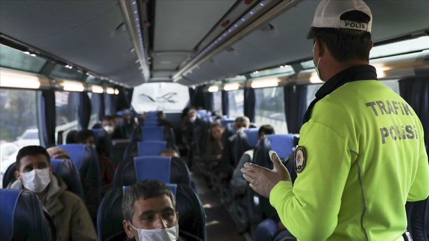 65 YAŞ ÜSTÜ VE 20 YAŞ ALTI İÇİN SEYAHAT YASAĞI VAR MI
