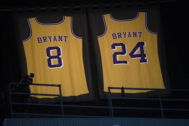 Kobe Bryant kimdir ve ne zaman öldü NBA All Star maçı öncesi yine unutulmadı Kobe Bryant kimdir ve ne zaman öldü NBA All Star maçı öncesi yine unutulmadı