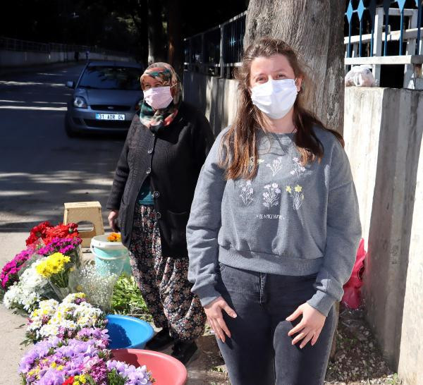 ‘ANNEM, BİZİM İÇİN ZORLUKLARLA MÜCADELE ETTİ’