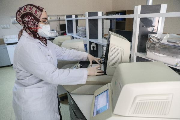 İstanbulun en büyük koronavirüs merkezi Uz. Dr. Cemal Kazezoğlundan umut veren sözler