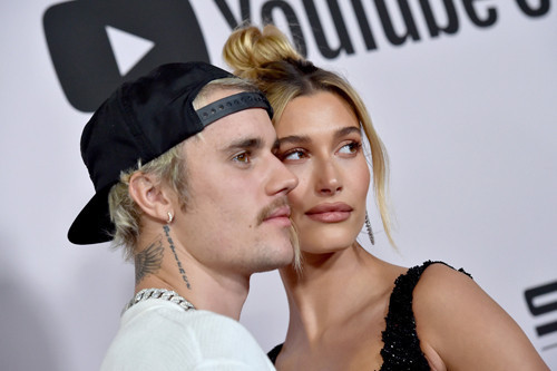 Öfkesine hakim olamadı: Eşimin etek altı fotoğraflarını çekiyorsunuz Öfkesine hakim olamadı: Eşimin etek altı fotoğraflarını çekiyorsunuz