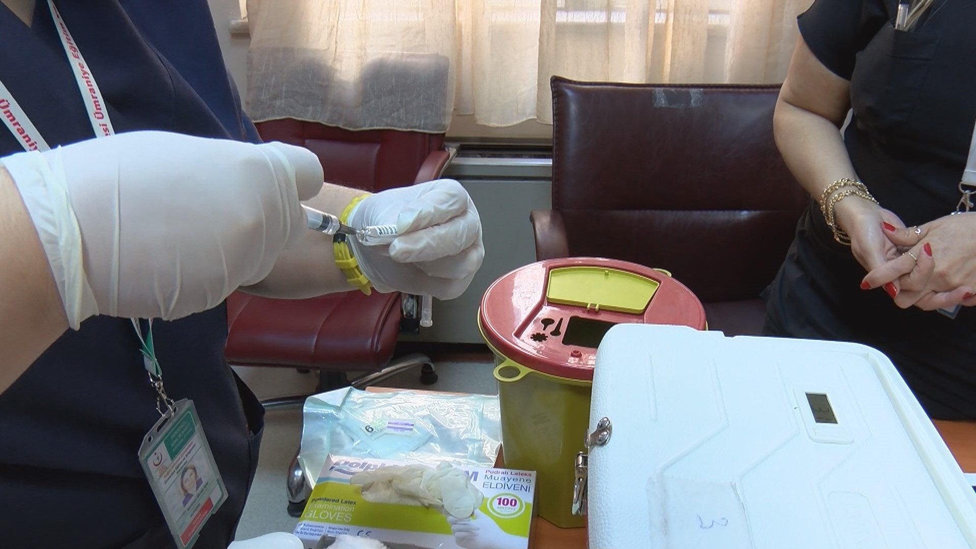 Biontech aşısı hakkında merak edilenler... DHA adım adım görüntüledi