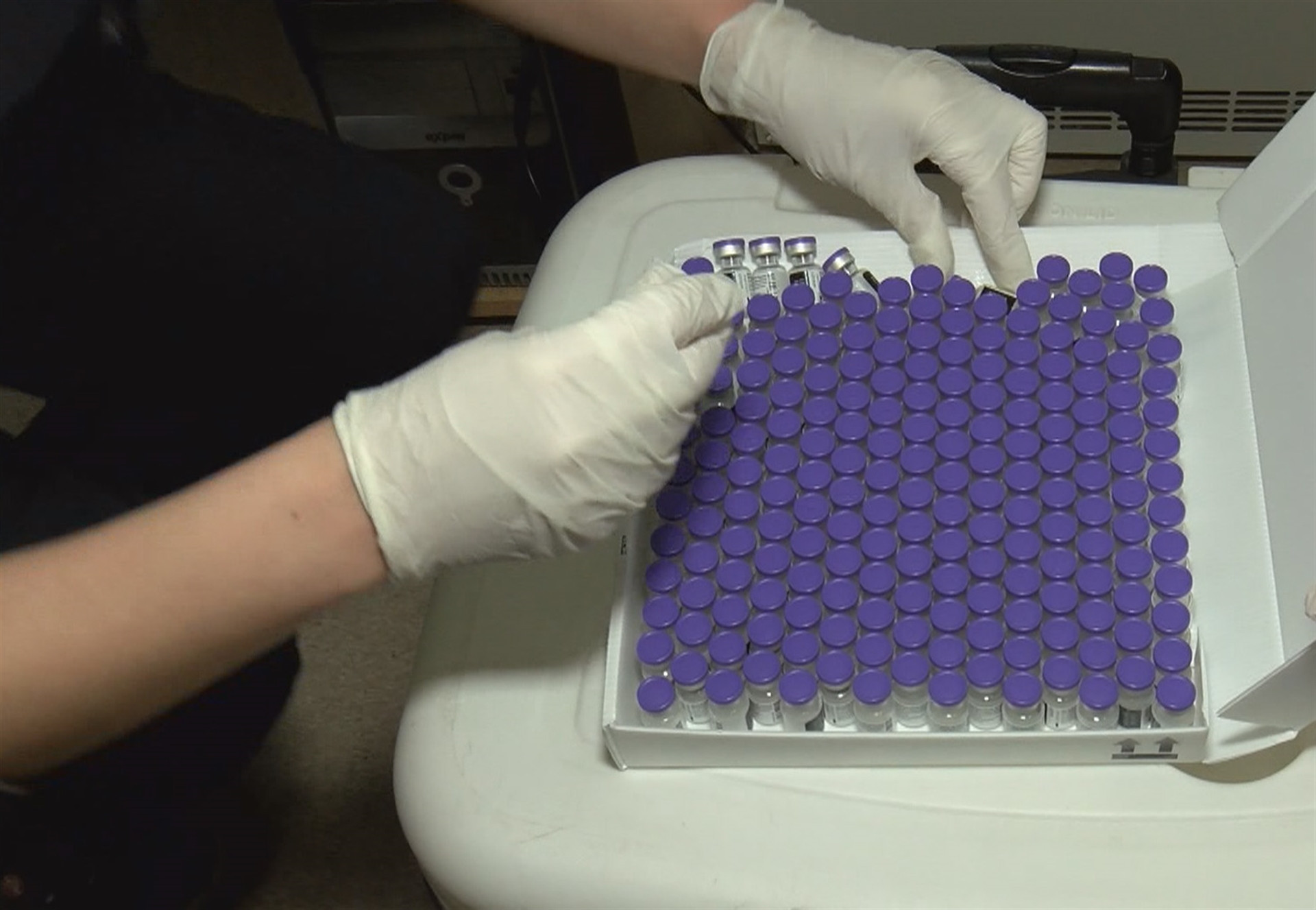 Biontech aşısı hakkında merak edilenler... DHA adım adım görüntüledi