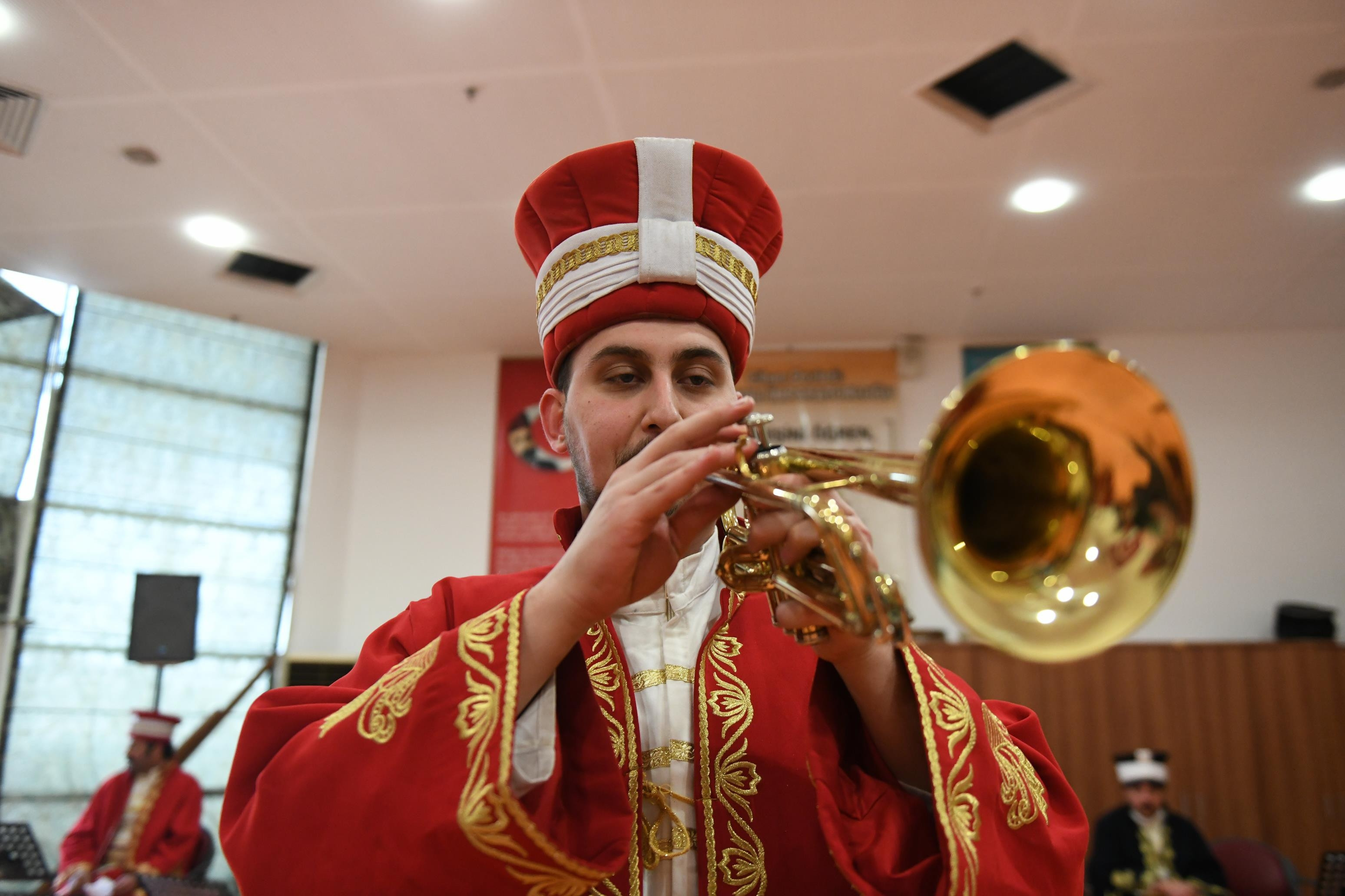 ÖNEMLİ BİR RENK SAZI