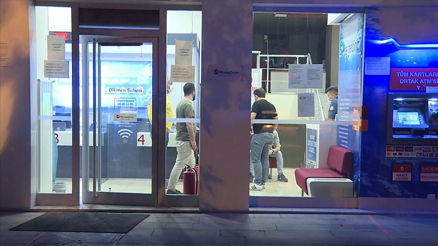 BANKALARIN ÇALIŞMA SAATLERİ MART 2021