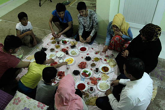 Oruca nasıl niyet edilir Niyet edilmeden tutulan oruç kabul olur mu İşte Diyanet yanıtı