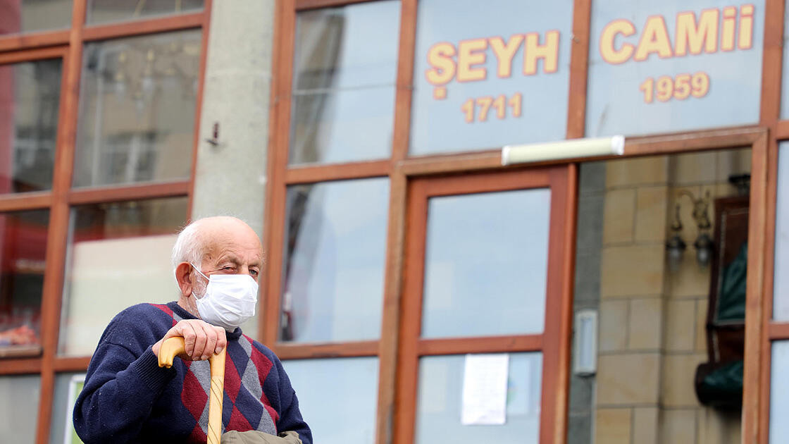 65 yaş üstü sokağa çıkma saatleri: 65 yaş üstü sokağa çıkma yasağı ne zaman başlıyor