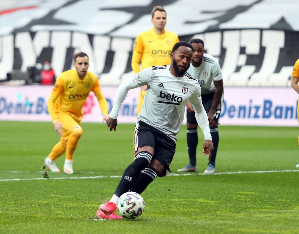 Beşiktaş-Ankaragücü maçından özel fotoğraflar