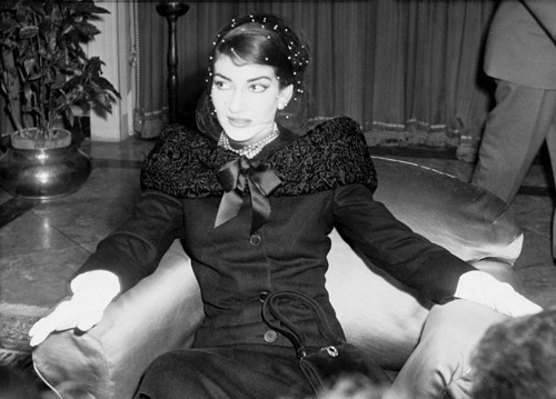 HAYATINA BAŞKA BİR AÇIDAN IŞIK TUTTU