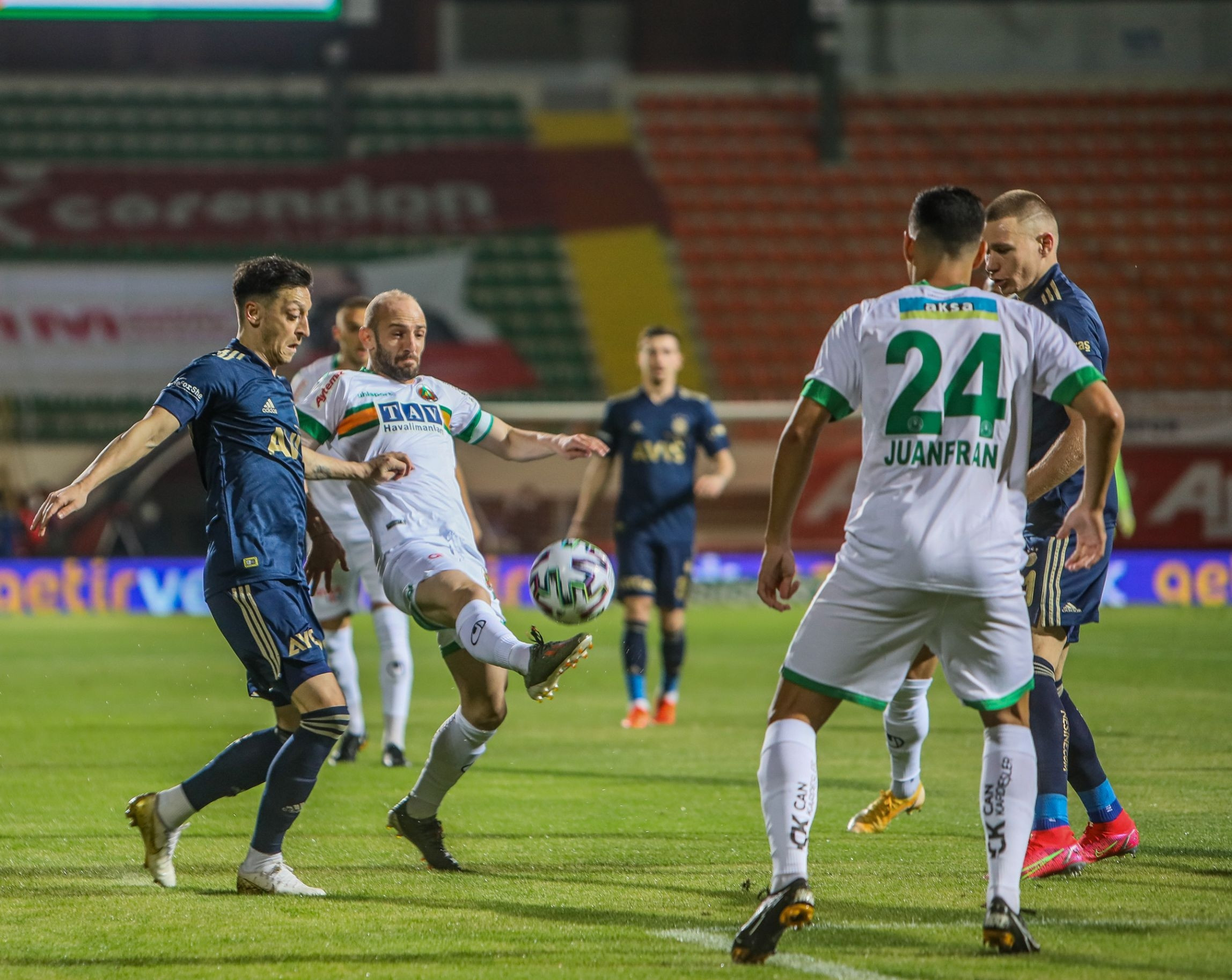 Alanyaspor - Fenerbahçe maçından fotoğraflar