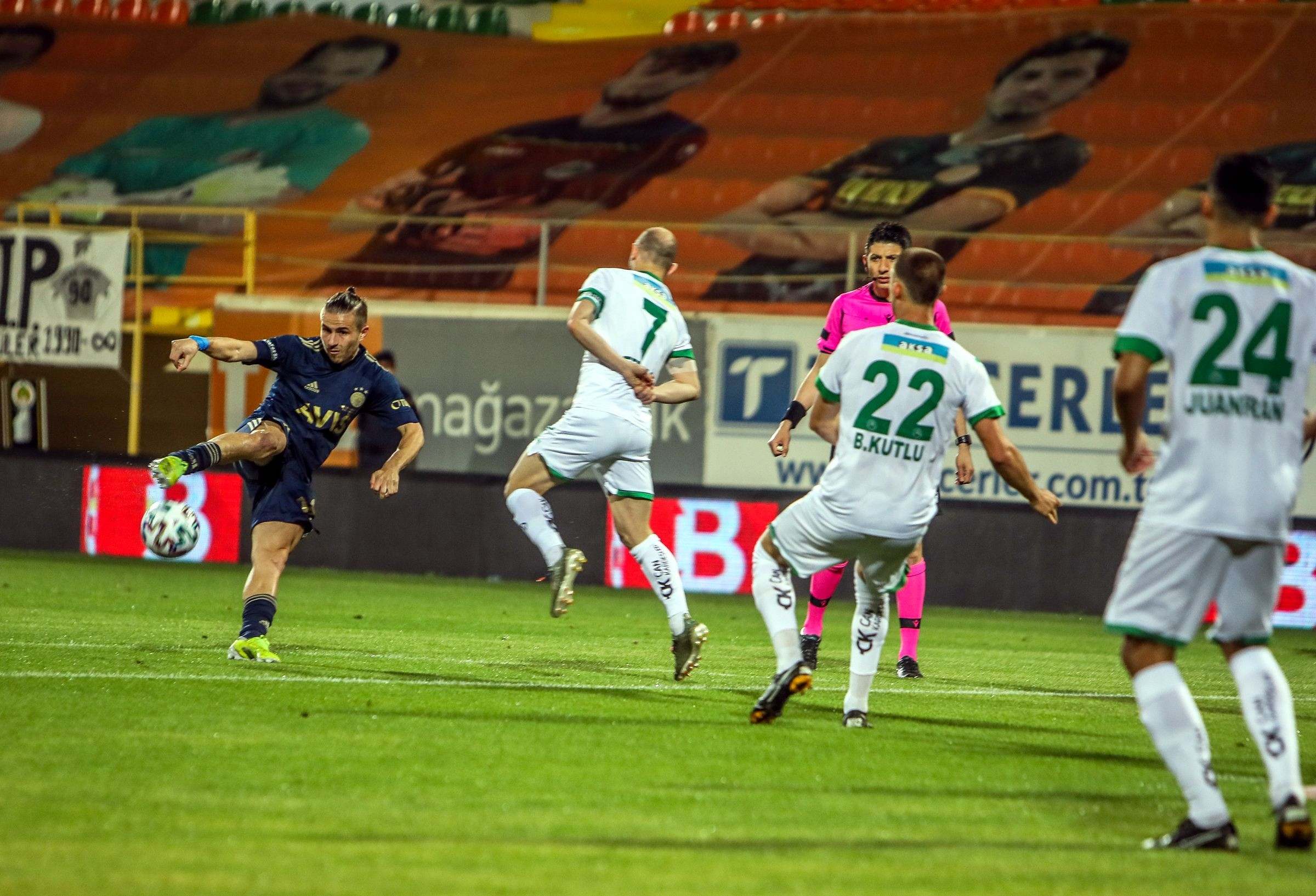 Alanyaspor - Fenerbahçe maçından fotoğraflar