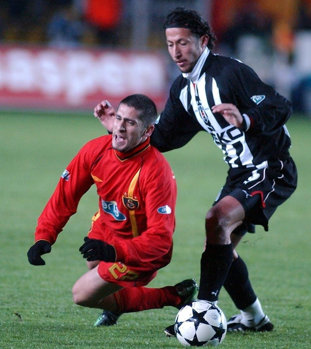 Nostalji - Galatasaray - Beşiktaş derbilerine damga vuran fotoğraflar Nostalji - Galatasaray - Beşiktaş derbilerine damga vuran fotoğraflar