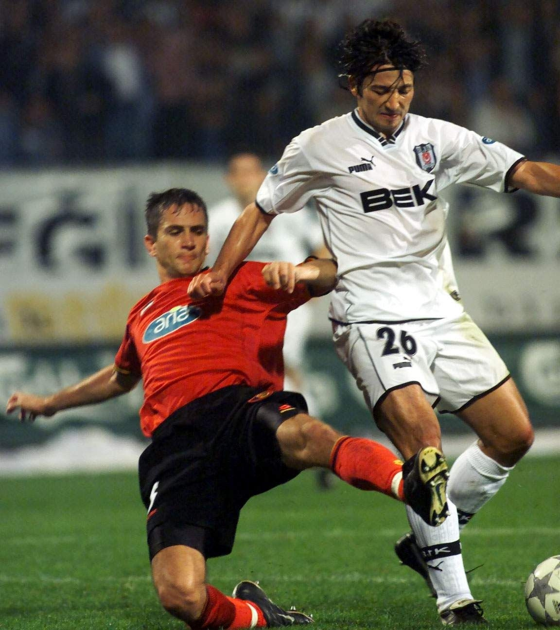 Nostalji - Galatasaray - Beşiktaş derbilerine damga vuran fotoğraflar Nostalji - Galatasaray - Beşiktaş derbilerine damga vuran fotoğraflar