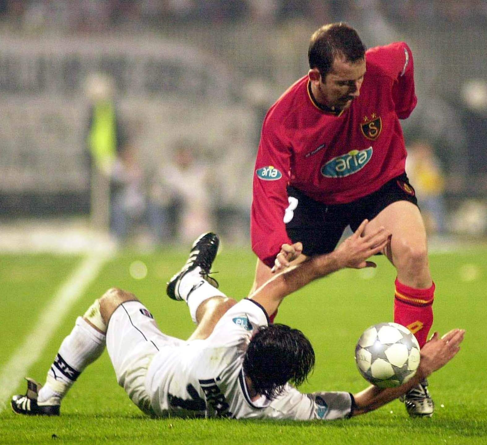Nostalji - Galatasaray - Beşiktaş derbilerine damga vuran fotoğraflar Nostalji - Galatasaray - Beşiktaş derbilerine damga vuran fotoğraflar