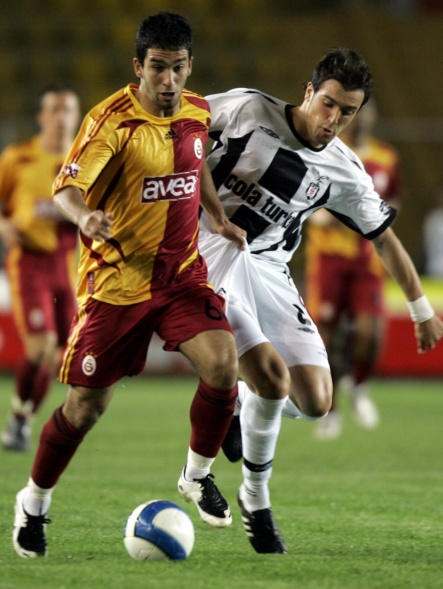 Nostalji - Galatasaray - Beşiktaş derbilerine damga vuran fotoğraflar Nostalji - Galatasaray - Beşiktaş derbilerine damga vuran fotoğraflar