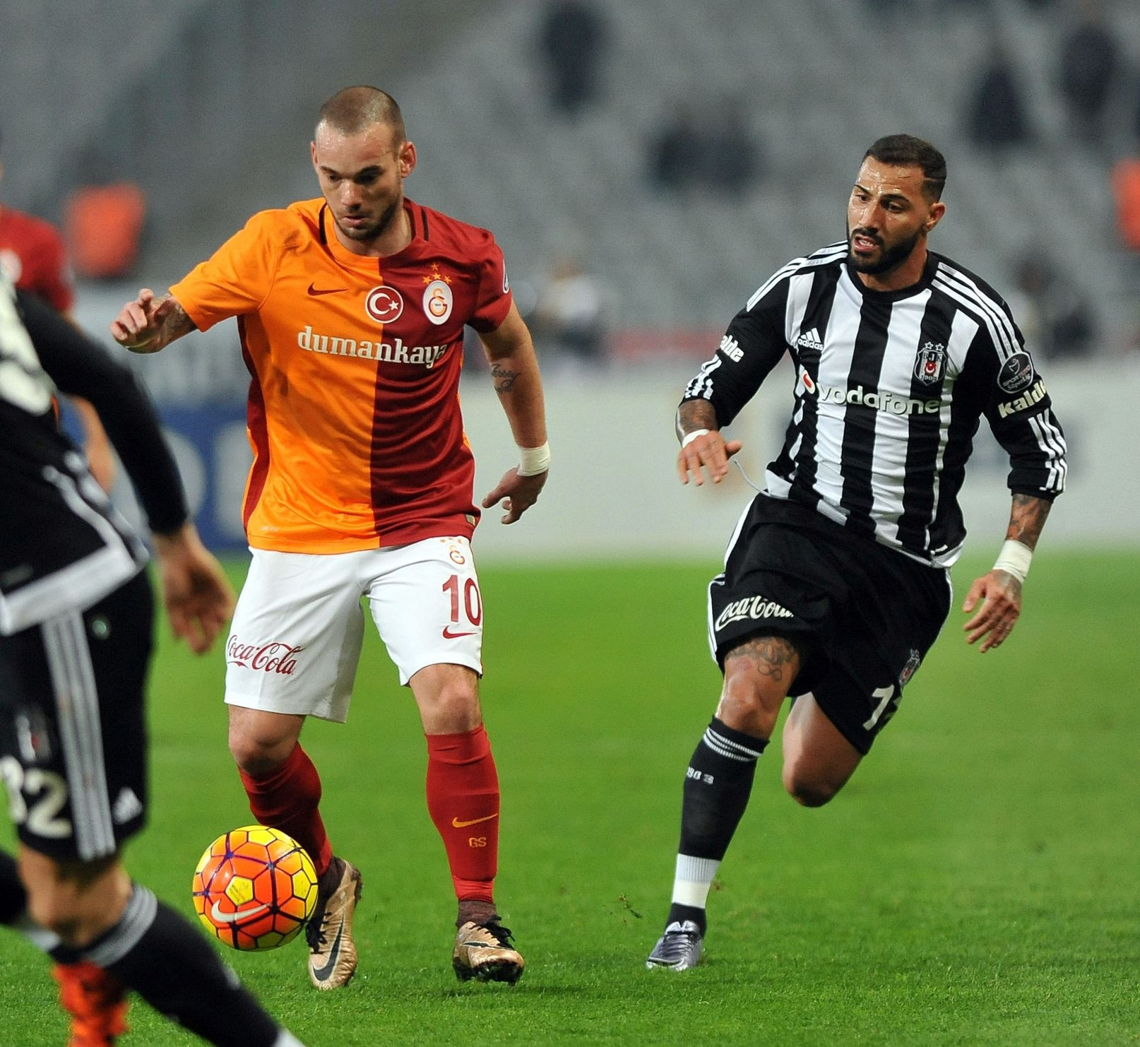 Nostalji - Galatasaray - Beşiktaş derbilerine damga vuran fotoğraflar Nostalji - Galatasaray - Beşiktaş derbilerine damga vuran fotoğraflar