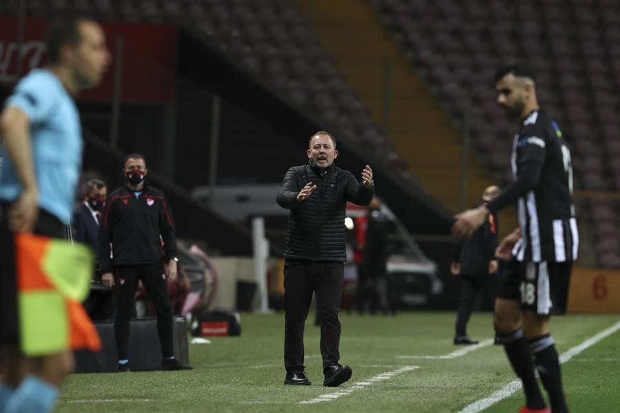 GÜNTEKİN ONAY: KAYBETTİ AMA İPLER HALA ELİNDE