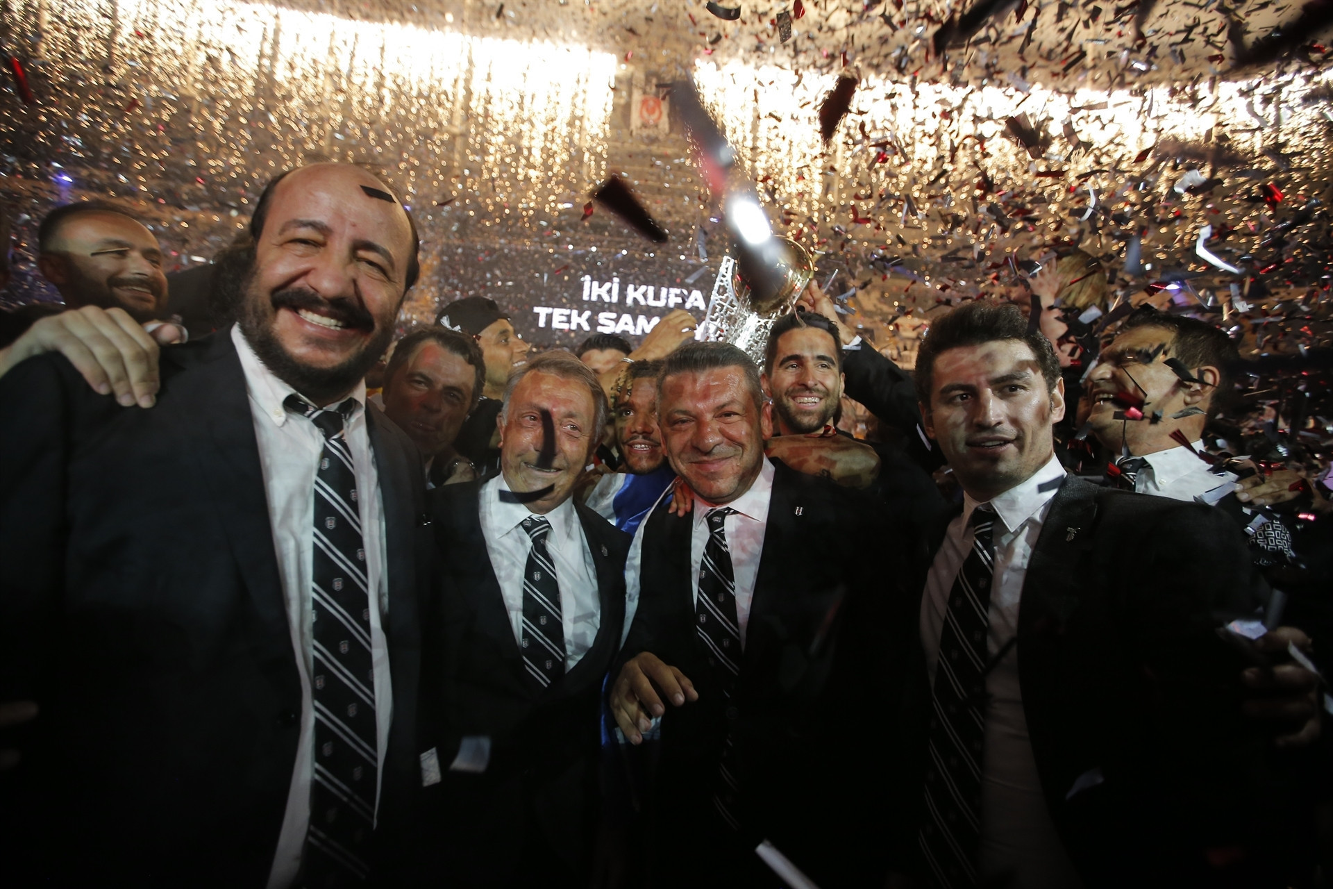 Beşiktaş kupasına kavuştu