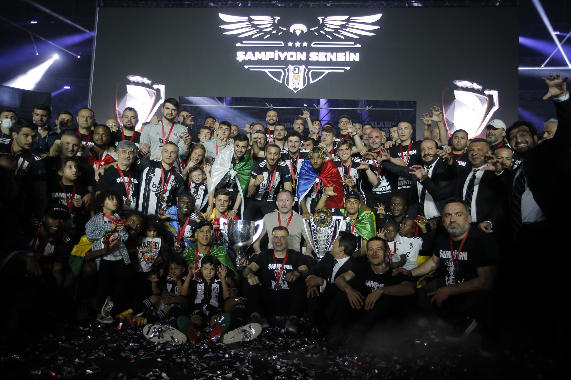 Beşiktaş kupasına kavuştu