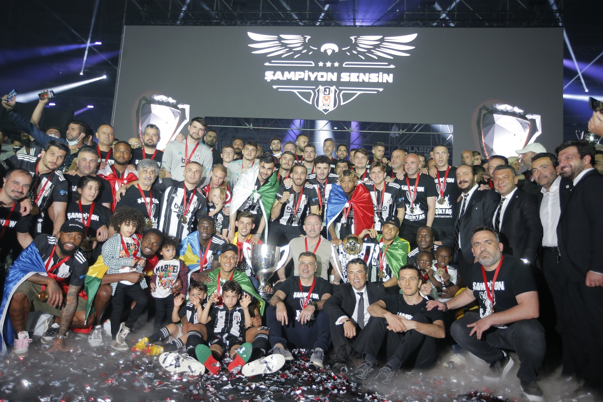 Beşiktaş kupasına kavuştu