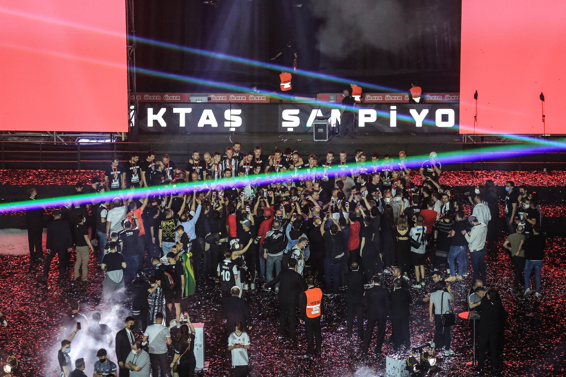 Beşiktaş kupasına kavuştu