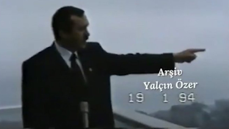 Son dakika... Cumhurbaşkanı Erdoğan 27 yıl önce Taksim Camiini işaret etmişti...