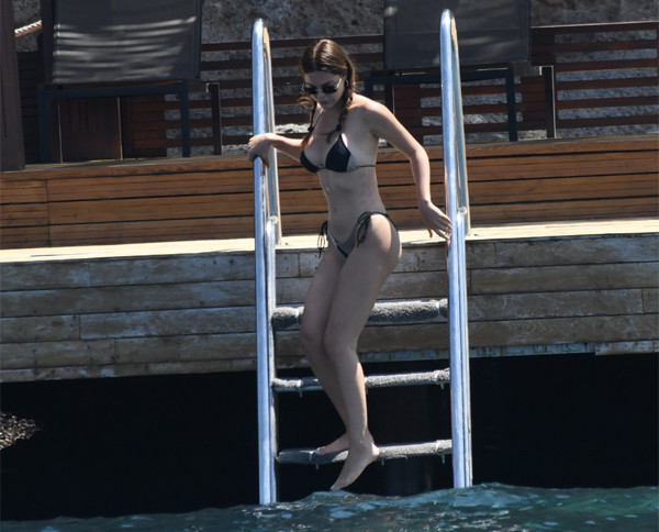 Hilal Altınbilek tatil sezonunu Bodrum’da açtı