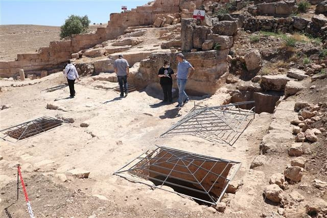 Zerzevan Kalesindeki Mithras Tapınağına bağlantılı yapılar bulundu