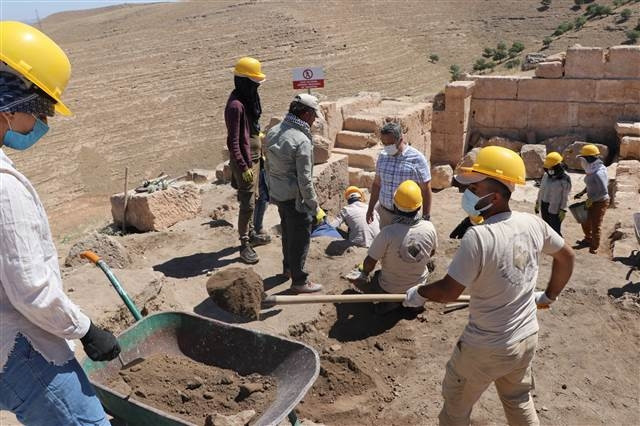 Zerzevan Kalesindeki Mithras Tapınağına bağlantılı yapılar bulundu