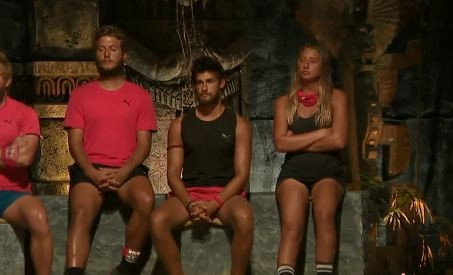 Aleyna Kalaycıoğlunun annesi Zuhal Kalaycıoğlu kimdir Survivor Aleyna ve Ayşenin aileleri neden kavga etti İşte detaylar Aleyna Kalaycıoğlunun annesi Zuhal Kalaycıoğlu kimdir Survivor Aleyna ve Ayşenin aileleri neden kavga etti İşte detaylar