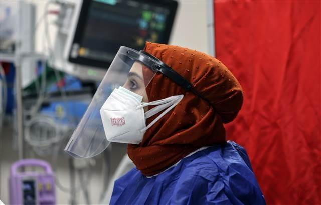 Koronavirüs belirtileri değişti.. Hint varyantı sonrası yenileri listeye eklendi.. İşte Tat, koku kaybı ve değişen semptomlar..