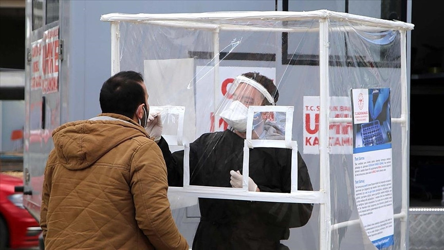 Koronavirüs belirtileri değişti.. Hint varyantı sonrası yenileri listeye eklendi.. İşte Tat, koku kaybı ve değişen semptomlar..