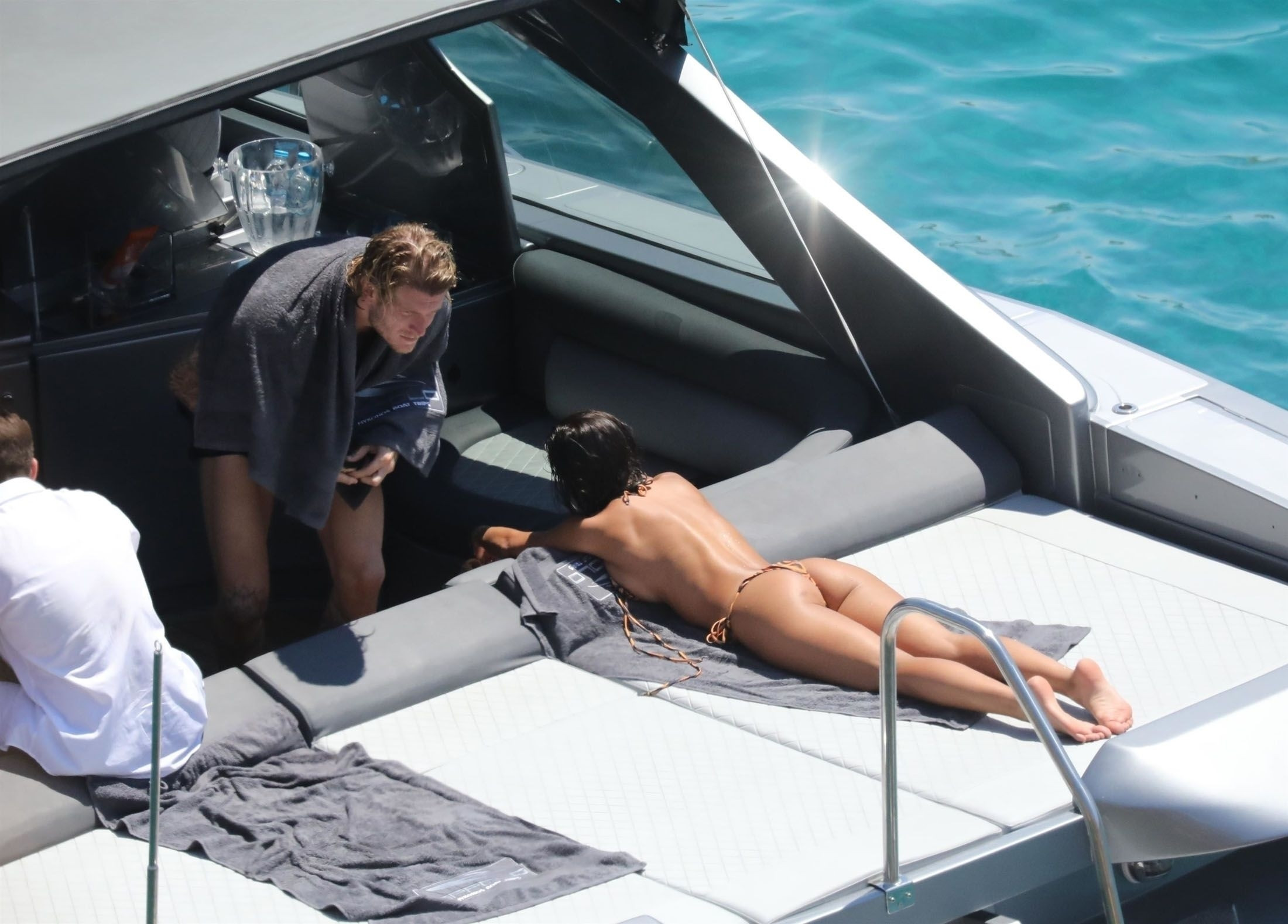 Loris Karius Mykonosta fena yakalandı Fotoğraflar sızınca açıklama yapmak zorunda kaldı