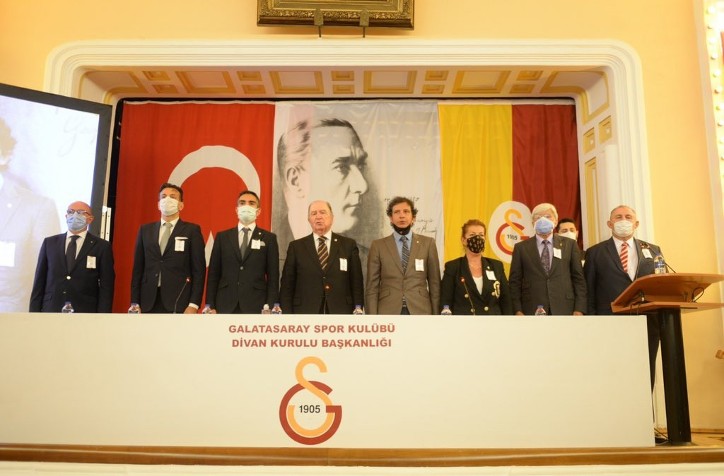 Galatasaray seçiminden çok özel kareler...