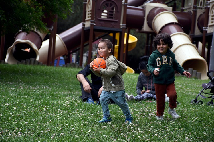 18 yaş altı aşı olacak mı, kimler aşı olacak Kronik rahatsızlığı olan çocukların aşı takvimini Bakan Koca duyurdu