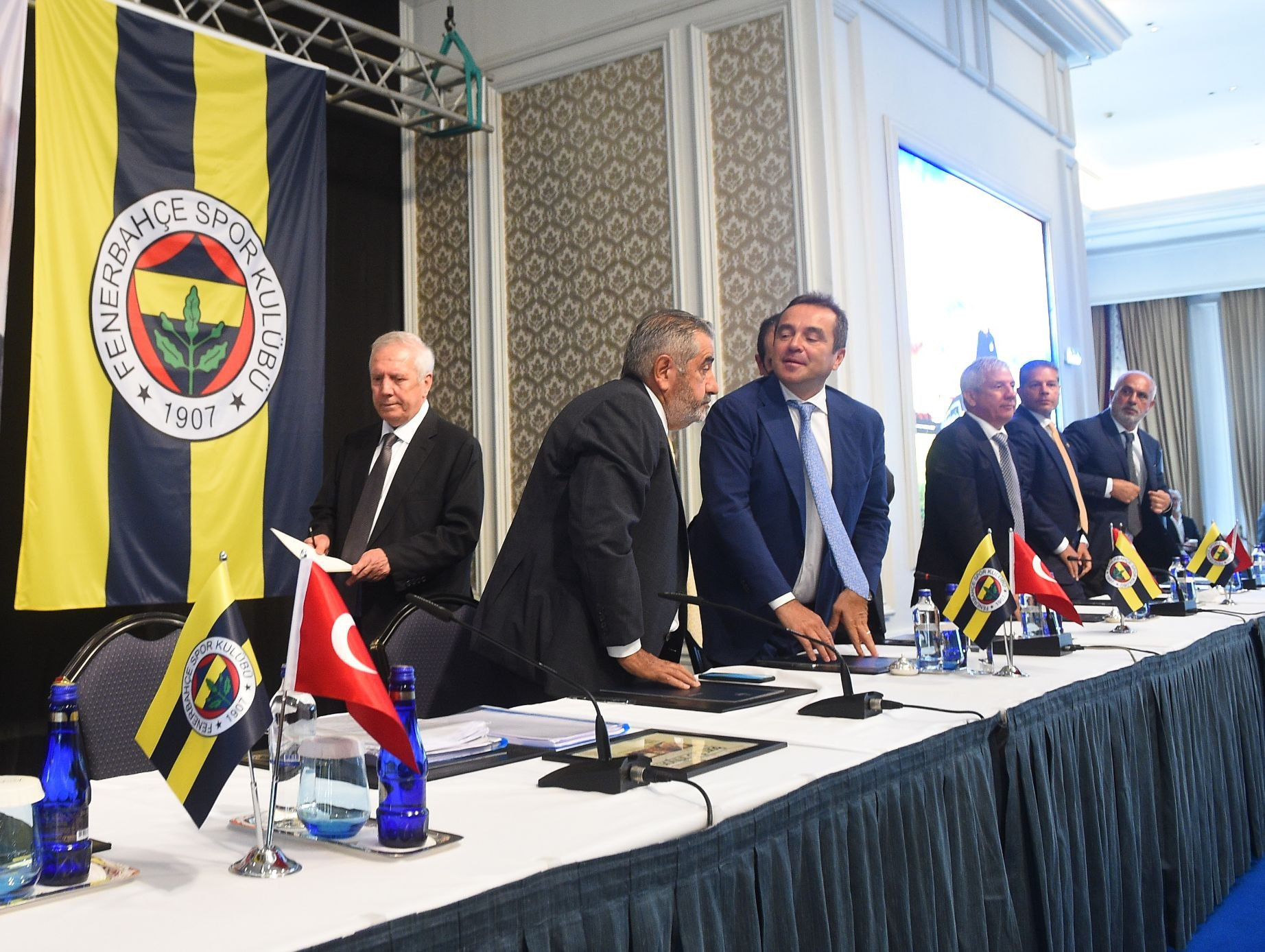 ATTİLA GÖKÇE: BU UYARILARI ALIP BAŞININ ÜSTÜNE KOYMALI