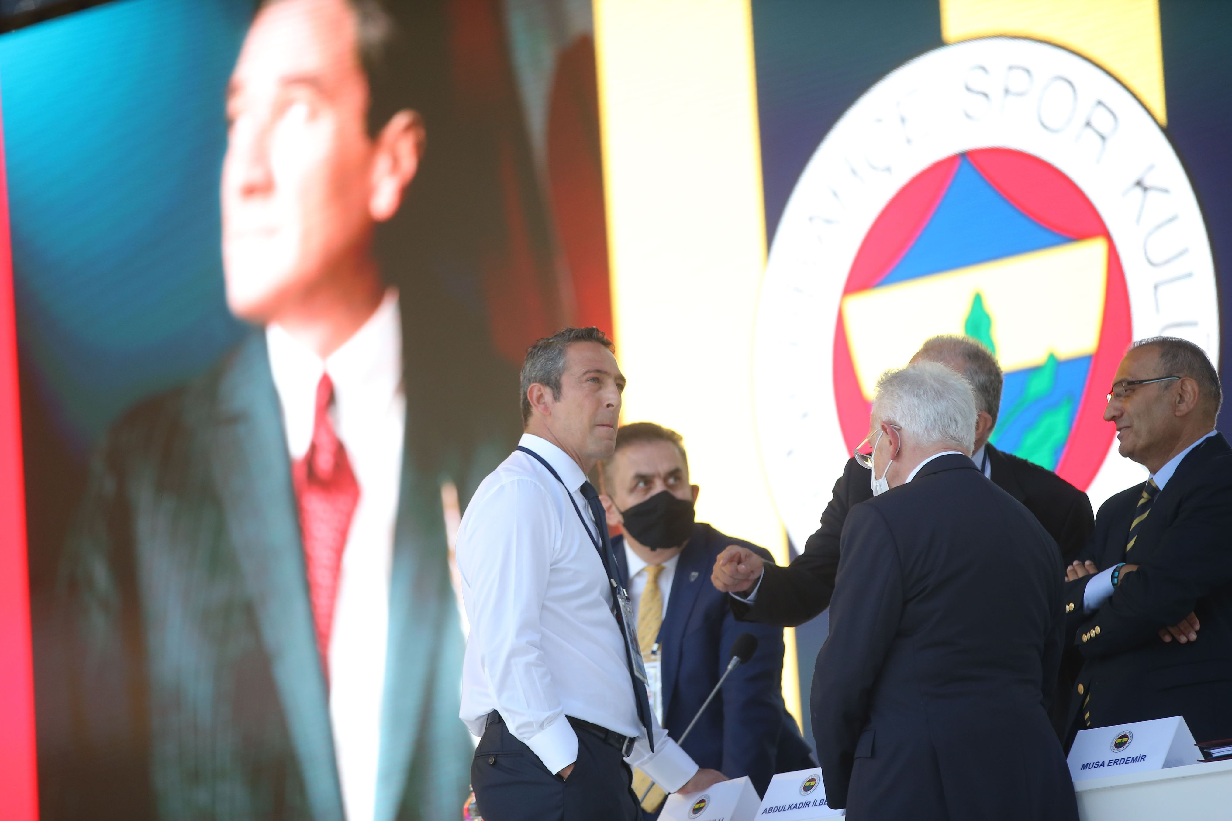 Fenerbahçe kongresinden fotoğraflar