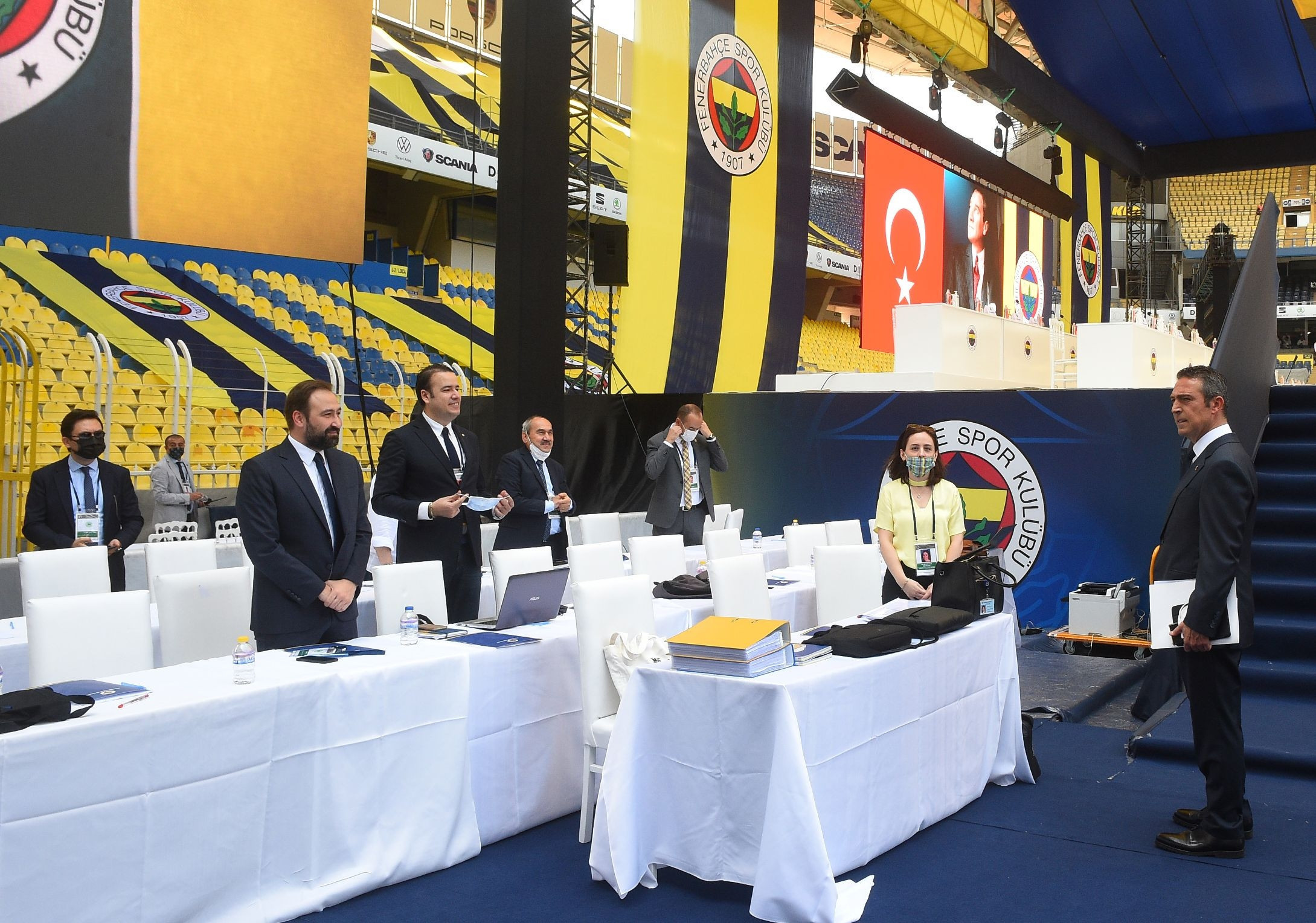 Fenerbahçe kongresinden fotoğraflar
