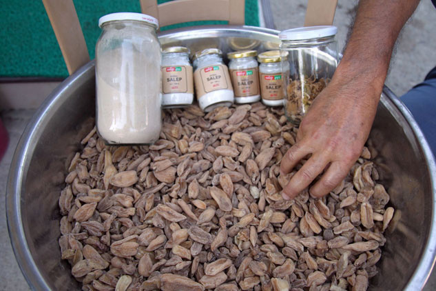 Özel izinle üretiliyor Salep orkidesinin kurutulmuşu 1000 liradan satılıyor Özel izinle üretiliyor Salep orkidesinin kurutulmuşu 1000 liradan satılıyor