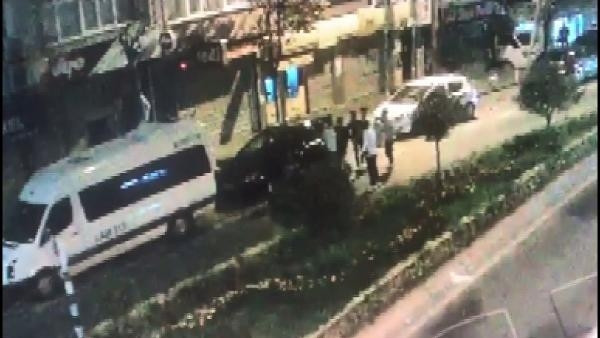 Bekçinin başına silah doğrulttu O anlar görüntülendi