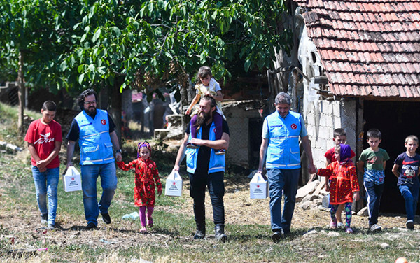 Evlad-ı Fatihan’la gönül köprüsü