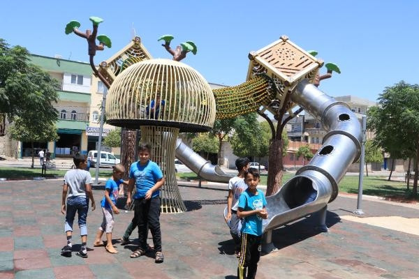 Şanlıurfa’da sacdan kaydırak tepkisi