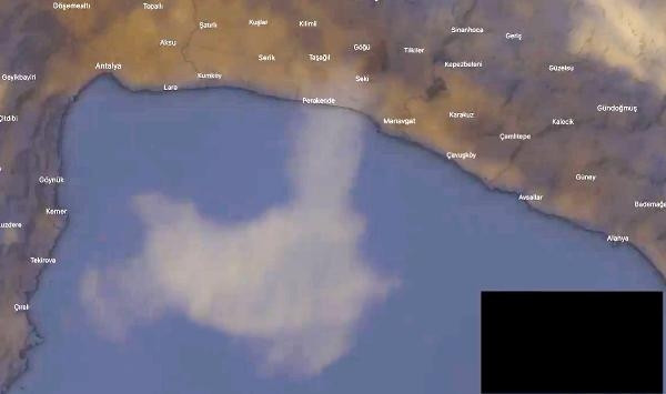 Son dakika haberi... Manavgatta tarihin en büyük yangını Yangının dehşeti bu karelerde...