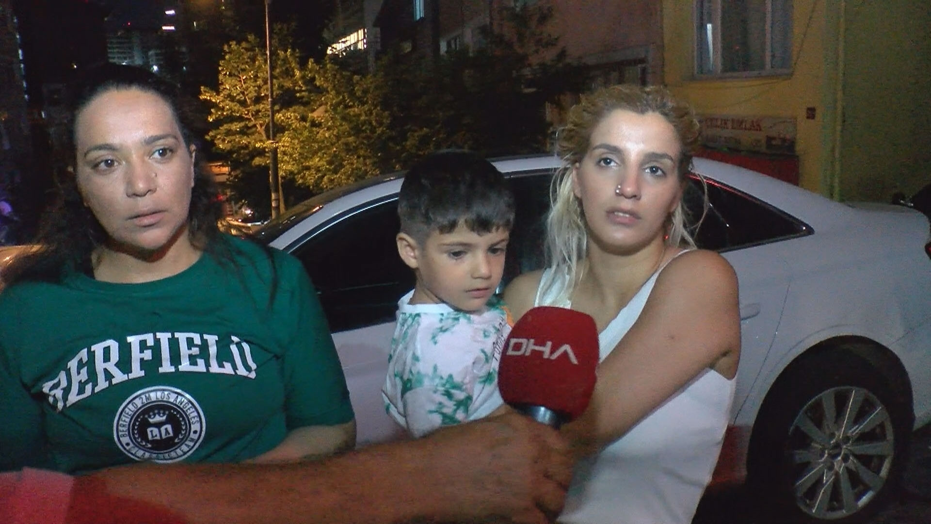 Yok böyle canilik Mahalleli fark edince meydan dayağı attı