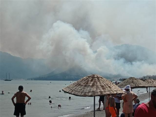 Bir kâbus daha Marmariste orman yangını