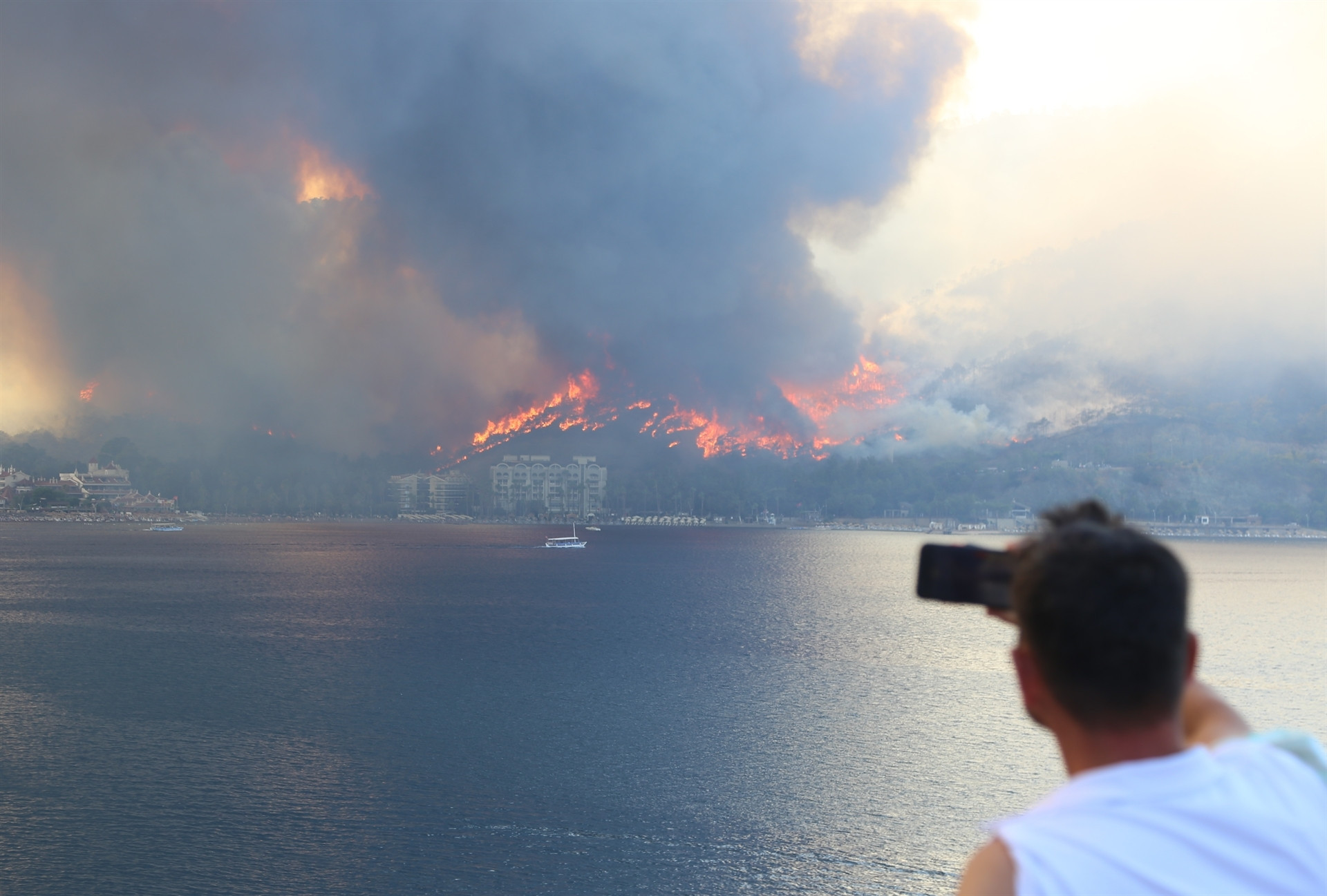 Bir kâbus daha Marmariste orman yangını