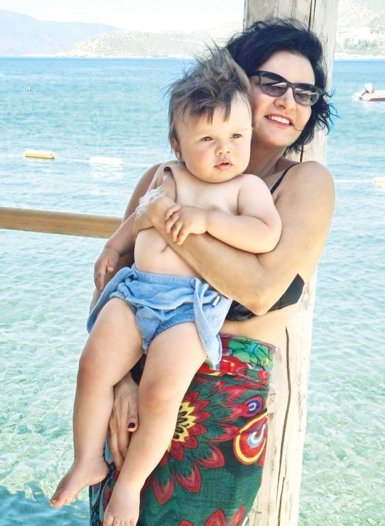 Şükran Ovalı, Fahriye Evcen, Burak Özçivit, Yıldız Çağrı Atiksoy... Ünlülerin tatil halleri