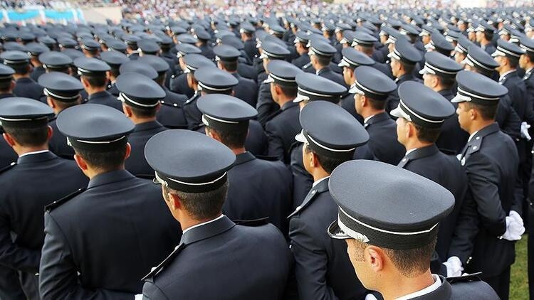 Polis Meslek Yüksekokullarına alınacak adaylarda boy şartı nedir