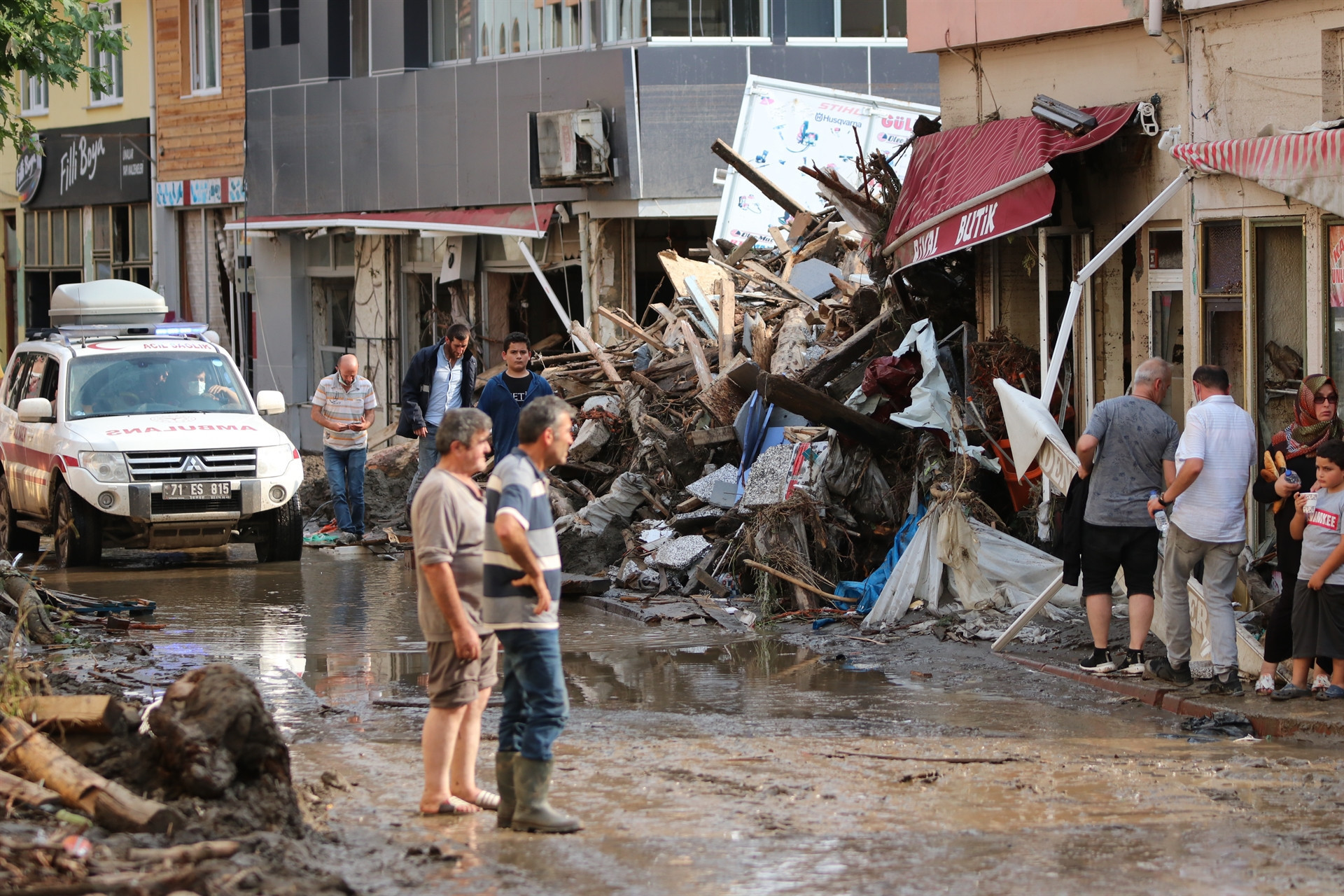 Kastamonu, Sinop ve Bartındaki sel felaketinden yeni kareler