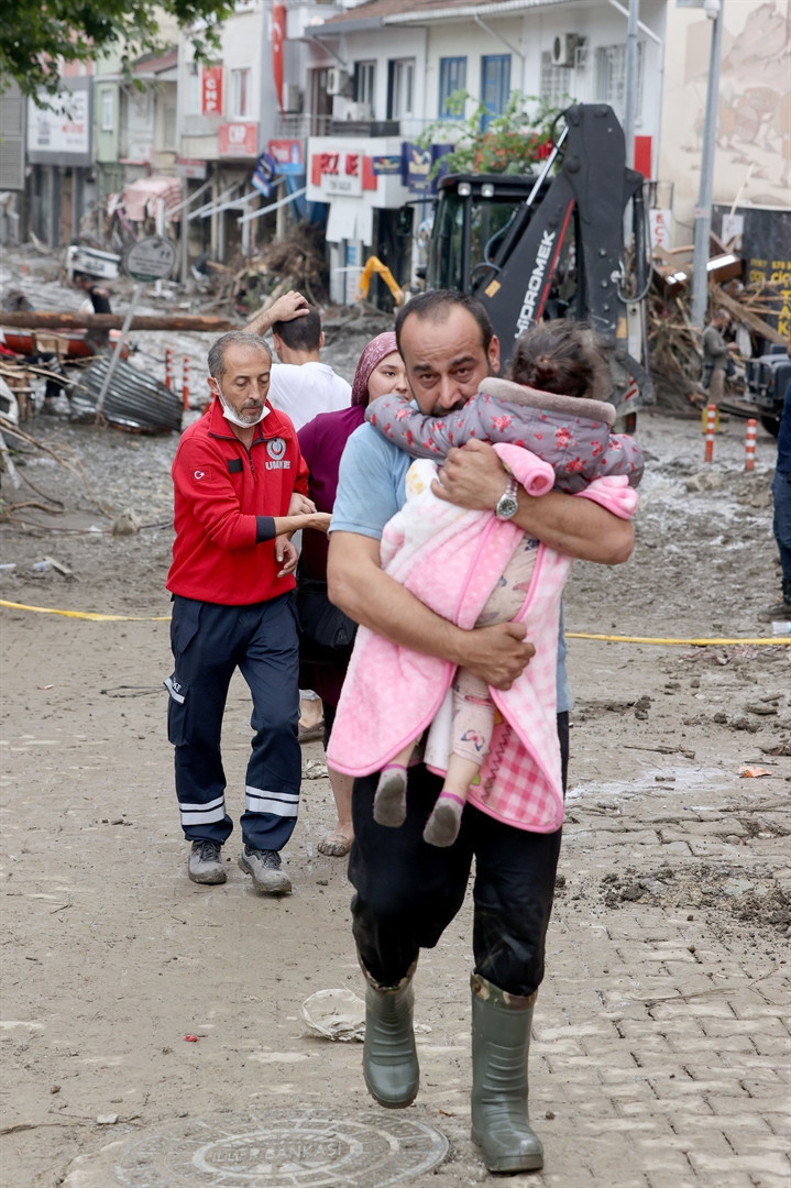 Kastamonu, Sinop ve Bartındaki sel felaketinden yeni kareler
